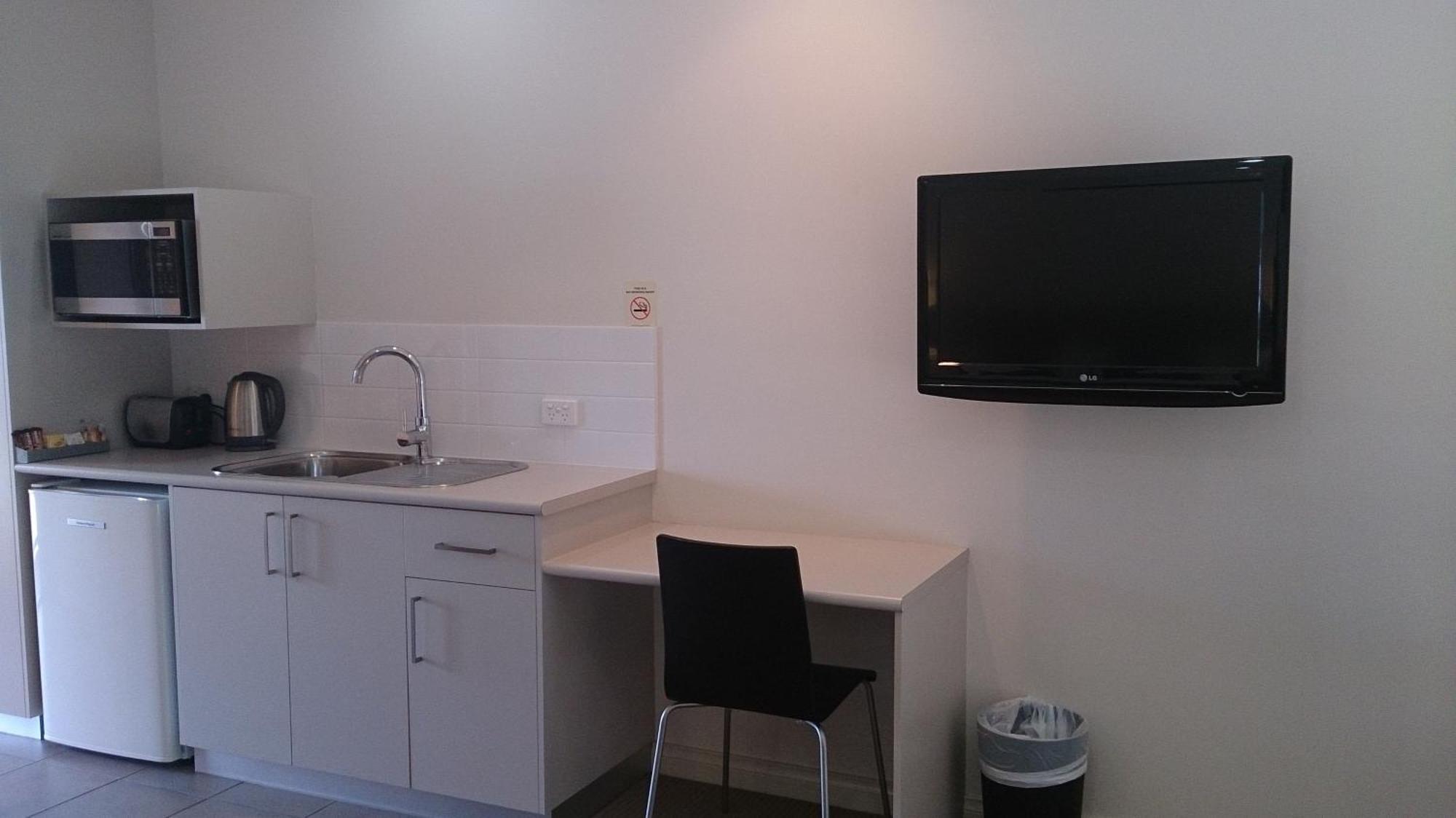 Murray Waters Motor Inn & Apartments Koondrook Zimmer foto